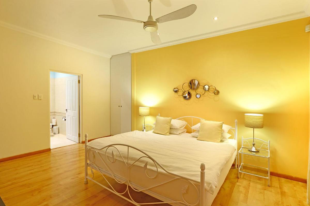 Apricot Gardens Guesthouse Gordonʼs Bay Exteriér fotografie